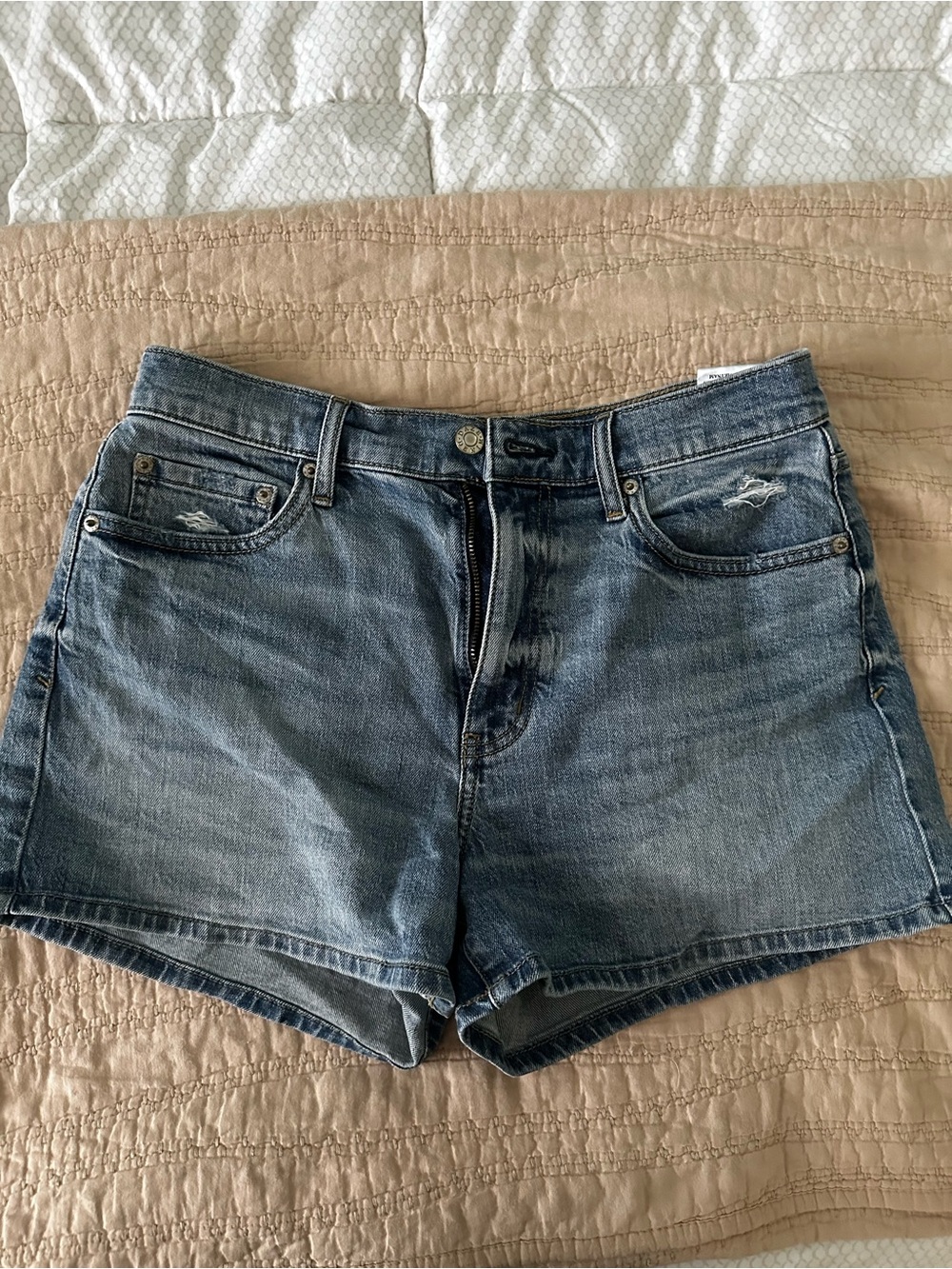 Women's Distressed Denim Jean Shorts - Faded Blue